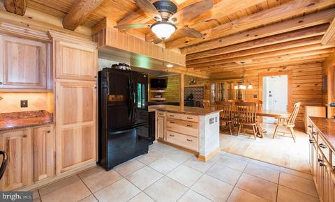 242 Lees Mill Rd, Hampstead, MD 21074 photo 8