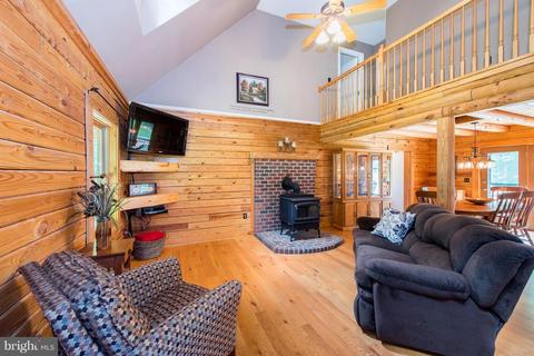 242 Lees Mill Rd, Hampstead, MD 21074 photo 3