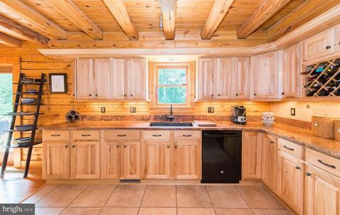 242 Lees Mill Rd, Hampstead, MD 21074 photo 9