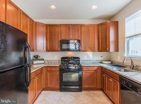 4315 Potomac Highlands Cir, Triangle, VA 22172 photo 17