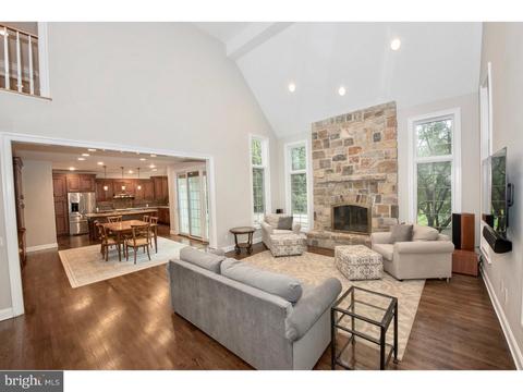 597 Longchamps Dr, Devon, PA 19333 photo 13
