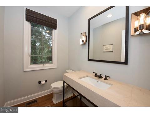 597 Longchamps Dr, Devon, PA 19333 photo 15