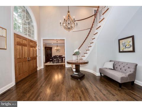 597 Longchamps Dr, Devon, PA 19333 photo 8