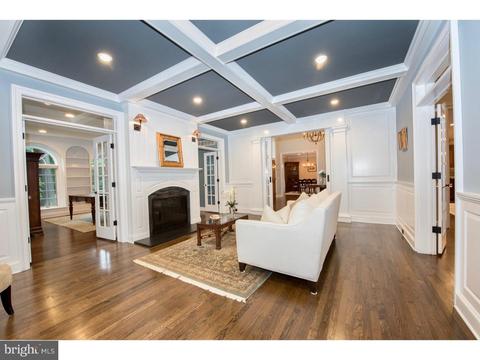 597 Longchamps Dr, Devon, PA 19333 photo 3