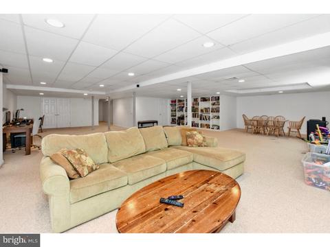 597 Longchamps Dr, Devon, PA 19333 photo 23