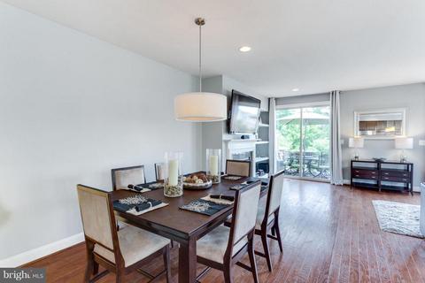42270 Rhett Dr, Ashburn, VA 20148 photo 12