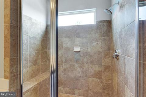 42270 Rhett Dr, Ashburn, VA 20148 photo 25