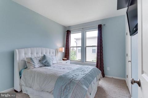 42270 Rhett Dr, Ashburn, VA 20148 photo 19