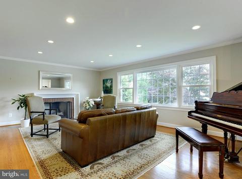 6217 Kellogg Dr, Mclean, VA 22101 photo 4