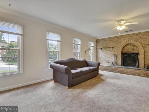 1612 Winding Waye Ln, Wheaton, MD 20902 photo 4