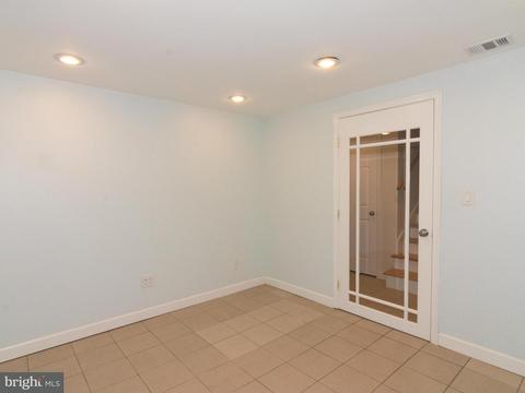 7617 Huron Dr, Gainesville, VA 20155 photo 14