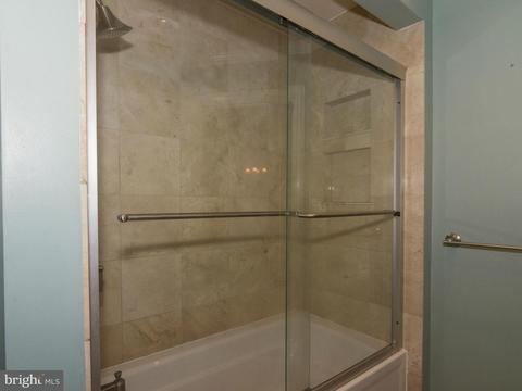 7617 Huron Dr, Gainesville, VA 20155 photo 10