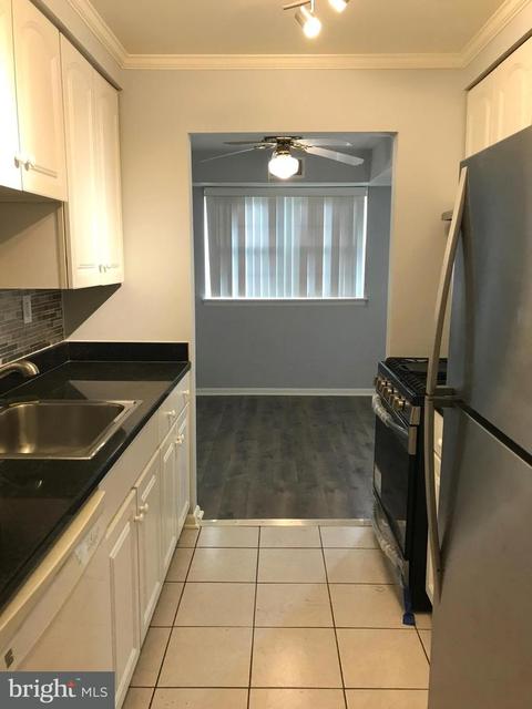 7095 Spring Garden Dr #2, Springfield, VA 22150 photo 4