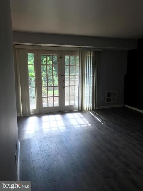 7095 Spring Garden Dr #2, Springfield, VA 22150 photo 2