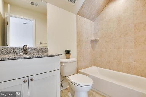 201 Lakeview Ave, Edgewater, MD 21037 photo 12