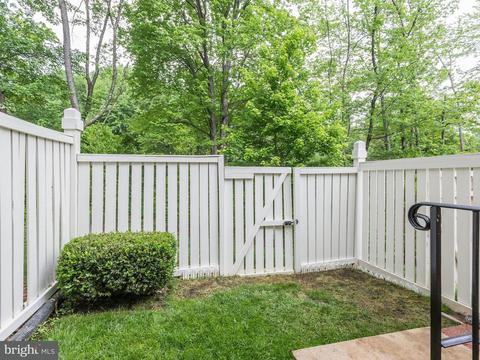 1930 Sagewood Ln, Reston, VA 20191 photo 15