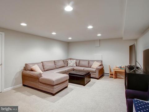215 Normandy Dr, Silver Spring, MD 20901 photo 22