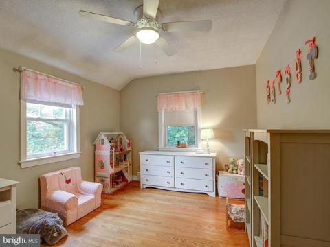 215 Normandy Dr, Silver Spring, MD 20901 photo 17