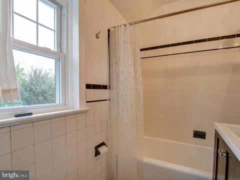 215 Normandy Dr, Silver Spring, MD 20901 photo 20