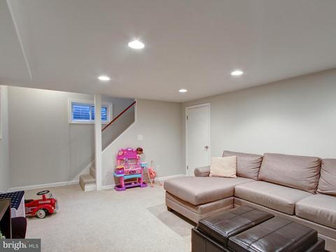 215 Normandy Dr, Silver Spring, MD 20901 photo 21