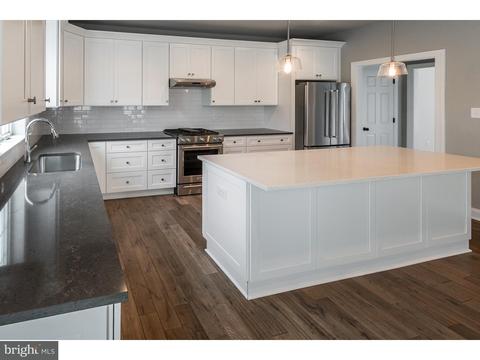 619 E 3rd St, Moorestown, NJ 08057 photo 7