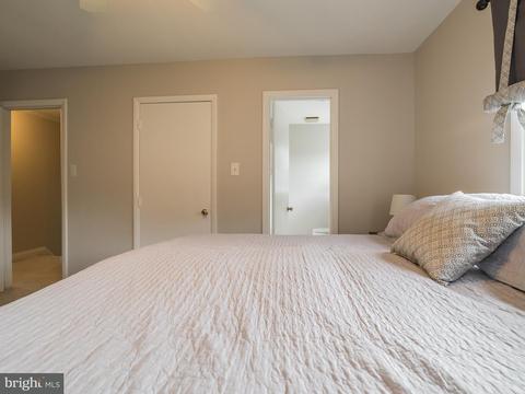 4127 Lees Corner Rd, Chantilly, VA 20151 photo 16