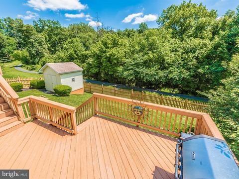 6401 Spring Forest Rd, Frederick, MD 21701 photo 3