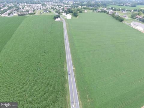 1074 Erbs Quarry Rd, Lititz, PA 17543 photo 1
