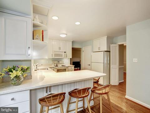 8708 Etta Dr, Springfield, VA 22152 photo 12
