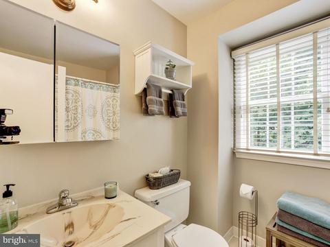 8708 Etta Dr, Springfield, VA 22152 photo 27