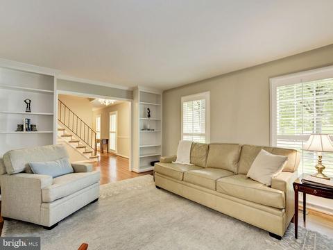 8708 Etta Dr, Springfield, VA 22152 photo 17