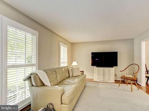 8708 Etta Dr, Springfield, VA 22152 photo 19