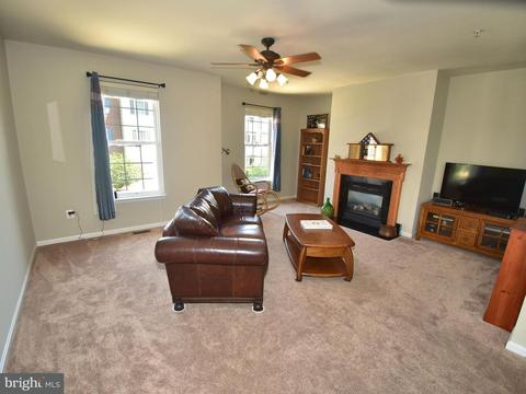2130 Millhaven Dr #130, Edgewater, MD 21037 photo 3