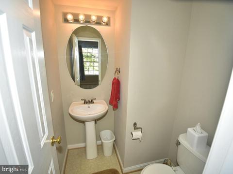 2130 Millhaven Dr #130, Edgewater, MD 21037 photo 9