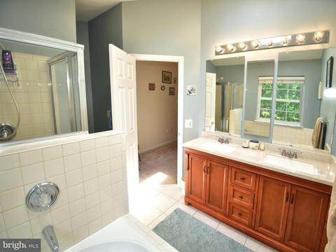 2130 Millhaven Dr #130, Edgewater, MD 21037 photo 14