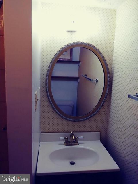 10502 Saddlebrook Ct, Laurel, MD 20723 photo 8