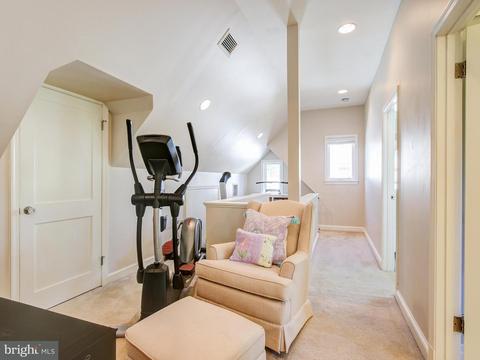 105 E Hamilton Ave, Silver Spring, MD 20901 photo 17
