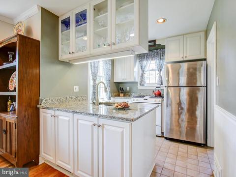105 E Hamilton Ave, Silver Spring, MD 20901 photo 12
