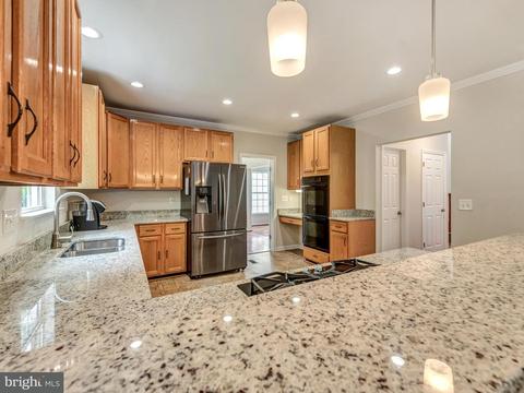 6413 Spring Forest Rd, Frederick, MD 21701 photo 10