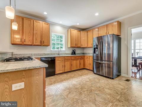 6413 Spring Forest Rd, Frederick, MD 21701 photo 8
