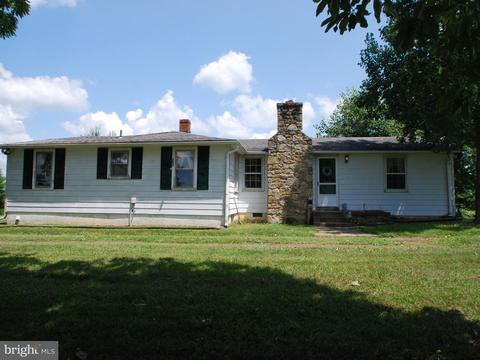 10775 Cliff Mills Rd, Marshall, VA 20115 photo 1