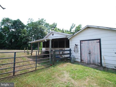 10775 Cliff Mills Rd, Marshall, VA 20115 photo 13