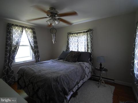 10775 Cliff Mills Rd, Marshall, VA 20115 photo 7