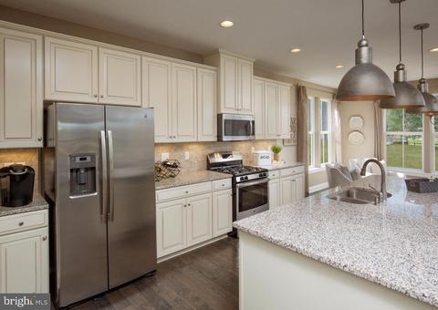 406 Corniche Ct, Westminster, MD 21158 photo 17