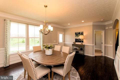 406 Corniche Ct, Westminster, MD 21158 photo 2