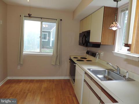 600 Edgewater Dr, Salisbury, MD 21804 photo 8