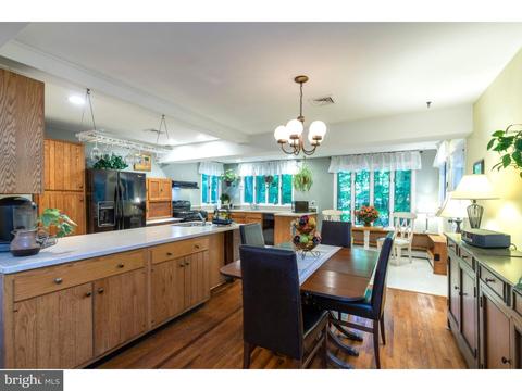 25 Devonwood Rd, Wayne, PA 19087 photo 8