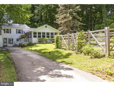 25 Devonwood Rd, Wayne, PA 19087 photo 2