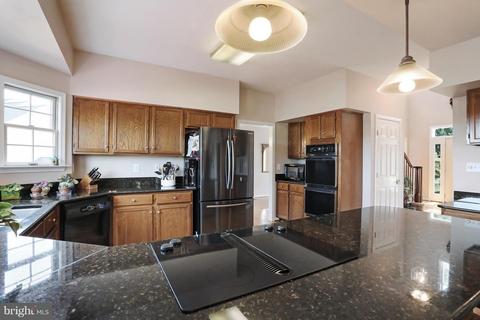 5343 Sovereign Pl, Frederick, MD 21703 photo 9