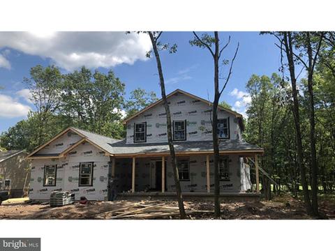 2 Masters Ln, Hazleton, PA 18202 photo 1